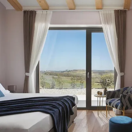 Royale Croatia With Golf In Villa Brtonigla